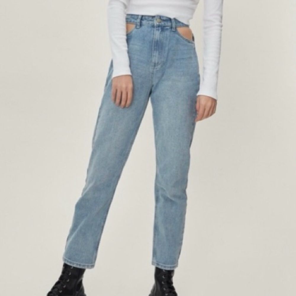 Dolls Kill Momokrom NWT Cut Out High Rise Mom Jeans Size 26